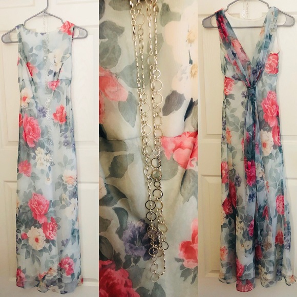 Jessica McClintock Dresses & Skirts - dress & necklace